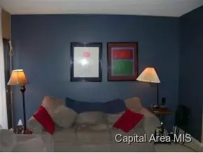 18 Country Pl, Springfield, IL 62703 photo 4