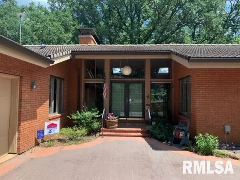 10 Timber Hills Dr, Springfield, IL 62704 photo 3