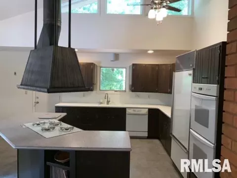 10 Timber Hills Dr, Springfield, IL 62704 photo 8