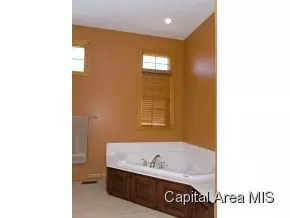2213 Harbor Lndg, Springfield, IL 62712 photo 14