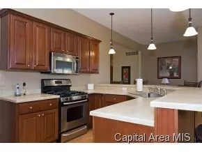 2213 Harbor Lndg, Springfield, IL 62712 photo 8