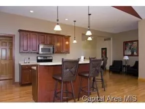 2213 Harbor Lndg, Springfield, IL 62712 photo 7