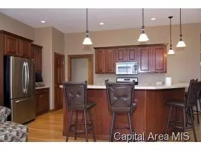 2213 Harbor Lndg, Springfield, IL 62712 photo 6