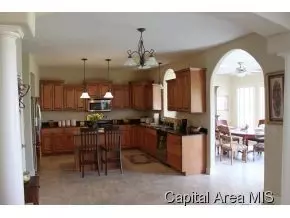 7405 Preston, Springfield, IL 62711 photo 3