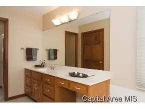 1800 Post Oak, Springfield, IL 62704 photo 13