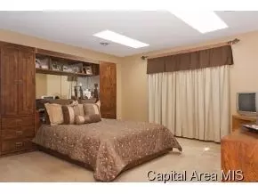 1800 Post Oak, Springfield, IL 62704 photo 9