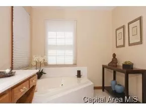 1800 Post Oak, Springfield, IL 62704 photo 12