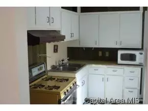 2205 Montgomery Ln, Springfield, IL 62703 photo 6