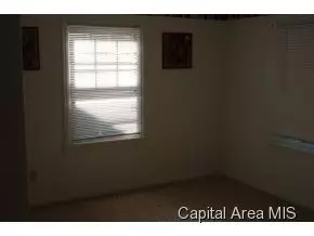 2205 Montgomery Ln, Springfield, IL 62703 photo 4