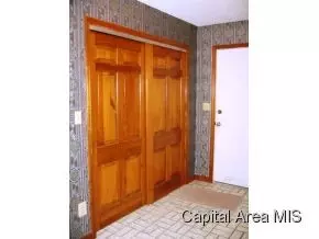237 Deer Head Ln, Springfield, IL 62704 photo 2