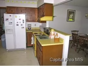 19 Apache, Springfield, IL 62711 photo 11