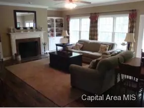 2541 Shawnee Dr, Springfield, IL 62702 photo 3