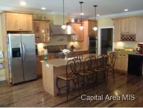 2541 Shawnee Dr, Springfield, IL 62702 photo 5