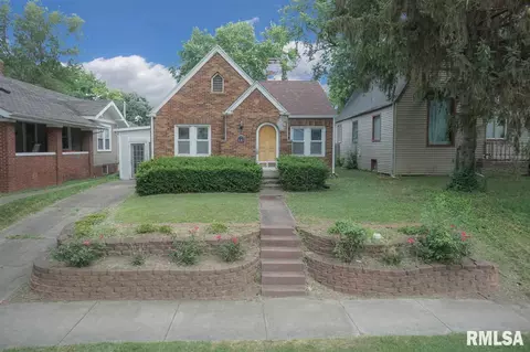 521 Broad Pl, Springfield, IL 62703 photo 1