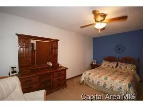 13 Holiday Rd, Springfield, IL 62702 photo 14