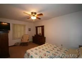 13 Holiday Rd, Springfield, IL 62702 photo 15