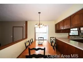 13 Holiday Rd, Springfield, IL 62702 photo 10