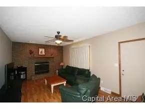 13 Holiday Rd, Springfield, IL 62702 photo 12