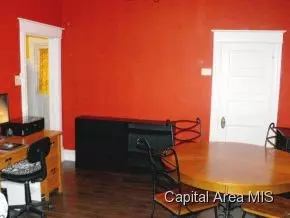 2117 S 1st St, Springfield, IL 62704 photo 6