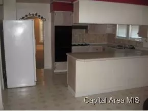 2133 Yale Blvd, Springfield, IL 62703 photo 5