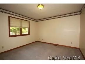 2316 Peppermill, Springfield, IL 62712 photo 16