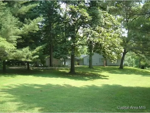 144 Maple Grv, Springfield, IL 62712 photo 1