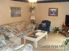 21 Champlain, Springfield, IL 62707 photo 4