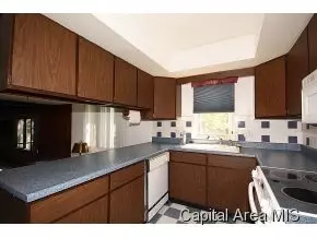 2308 Bates, Springfield, IL 62704 photo 2