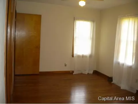 856 E State, Jacksonville, IL 62650 photo 13