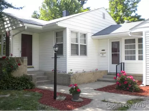 856 E State, Jacksonville, IL 62650 photo 4