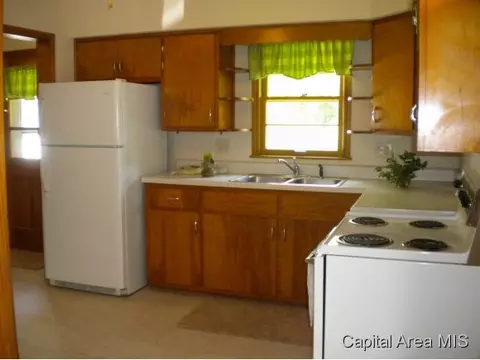 856 E State, Jacksonville, IL 62650 photo 8
