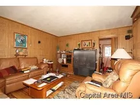 19 Villanova Dr, Springfield, IL 62703 photo 5