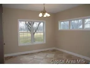 10 Niblick Ln, Sherman, IL 62684 photo 8