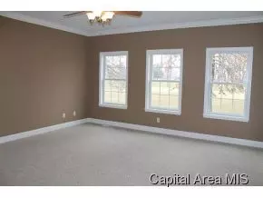 10 Niblick Ln, Sherman, IL 62684 photo 9