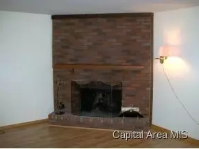 2820 Cardigan, Springfield, IL 62702 photo 6