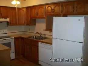2820 Cardigan, Springfield, IL 62702 photo 14