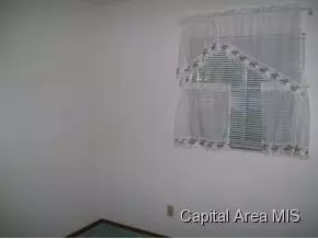 2820 Cardigan, Springfield, IL 62702 photo 10