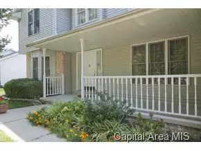 2304 Mallard Pointe Ct, Springfield, IL 62712 photo 2
