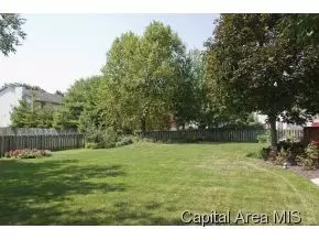 2304 Mallard Pointe Ct, Springfield, IL 62712 photo 6