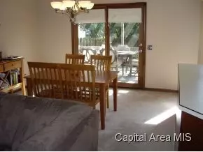 2716 Timber Pointe, Springfield, IL 62702 photo 7