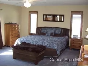 2716 Timber Pointe, Springfield, IL 62702 photo 12