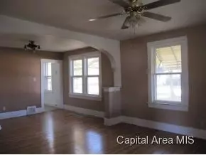 1552 W Washington, Springfield, IL 62704 photo 2