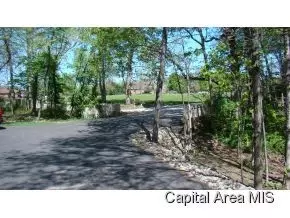 90 Carole Rd, Springfield, IL 62711 photo 2