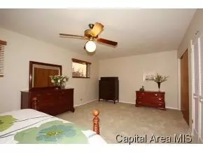 2121 Noble, Springfield, IL 62704 photo 9