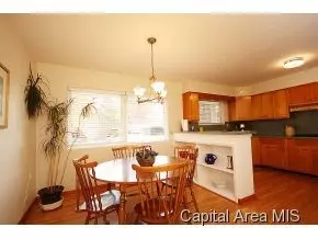 2121 Noble, Springfield, IL 62704 photo 12