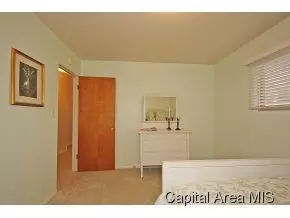 2121 Noble, Springfield, IL 62704 photo 19