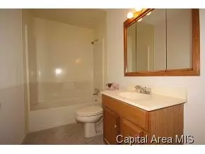 305 Collier, Springfield, IL 62704 photo 10