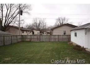 305 Collier, Springfield, IL 62704 photo 3