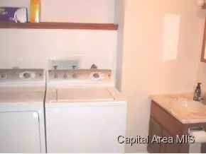 216 Walnut Valley Dr, Springfield, IL 62702 photo 18