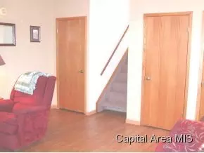 216 Walnut Valley Dr, Springfield, IL 62702 photo 16